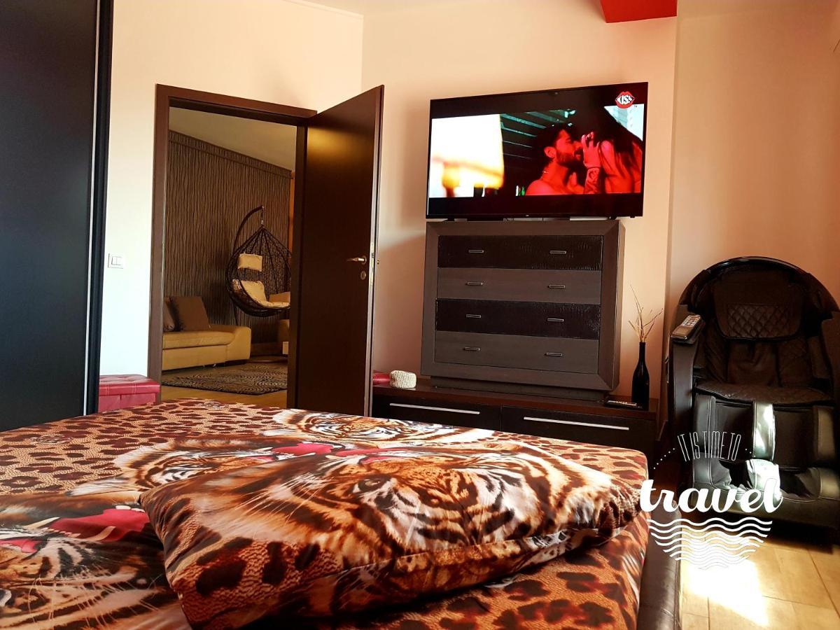 Yvo Lioness & Mamaia Nord Apartamento Năvodari Exterior foto