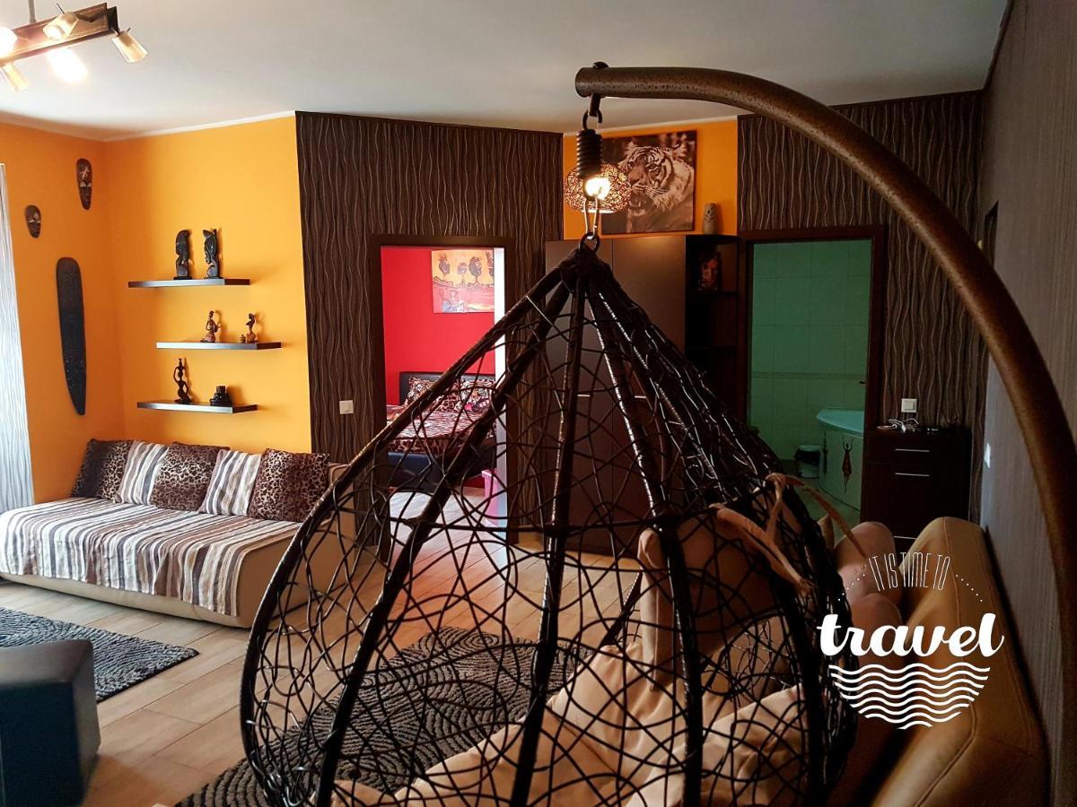 Yvo Lioness & Mamaia Nord Apartamento Năvodari Exterior foto