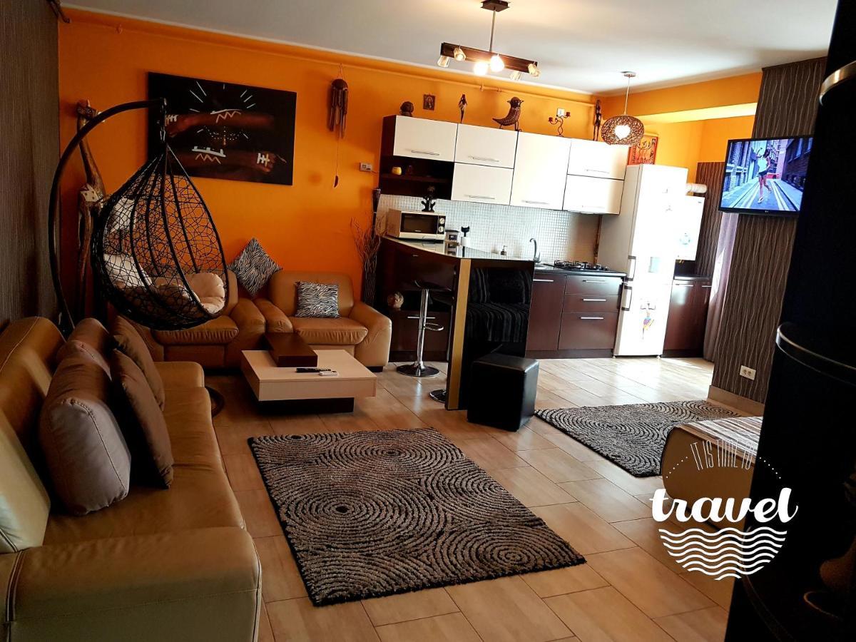 Yvo Lioness & Mamaia Nord Apartamento Năvodari Exterior foto