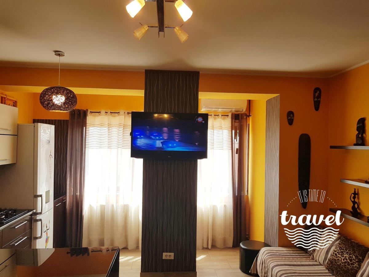 Yvo Lioness & Mamaia Nord Apartamento Năvodari Exterior foto