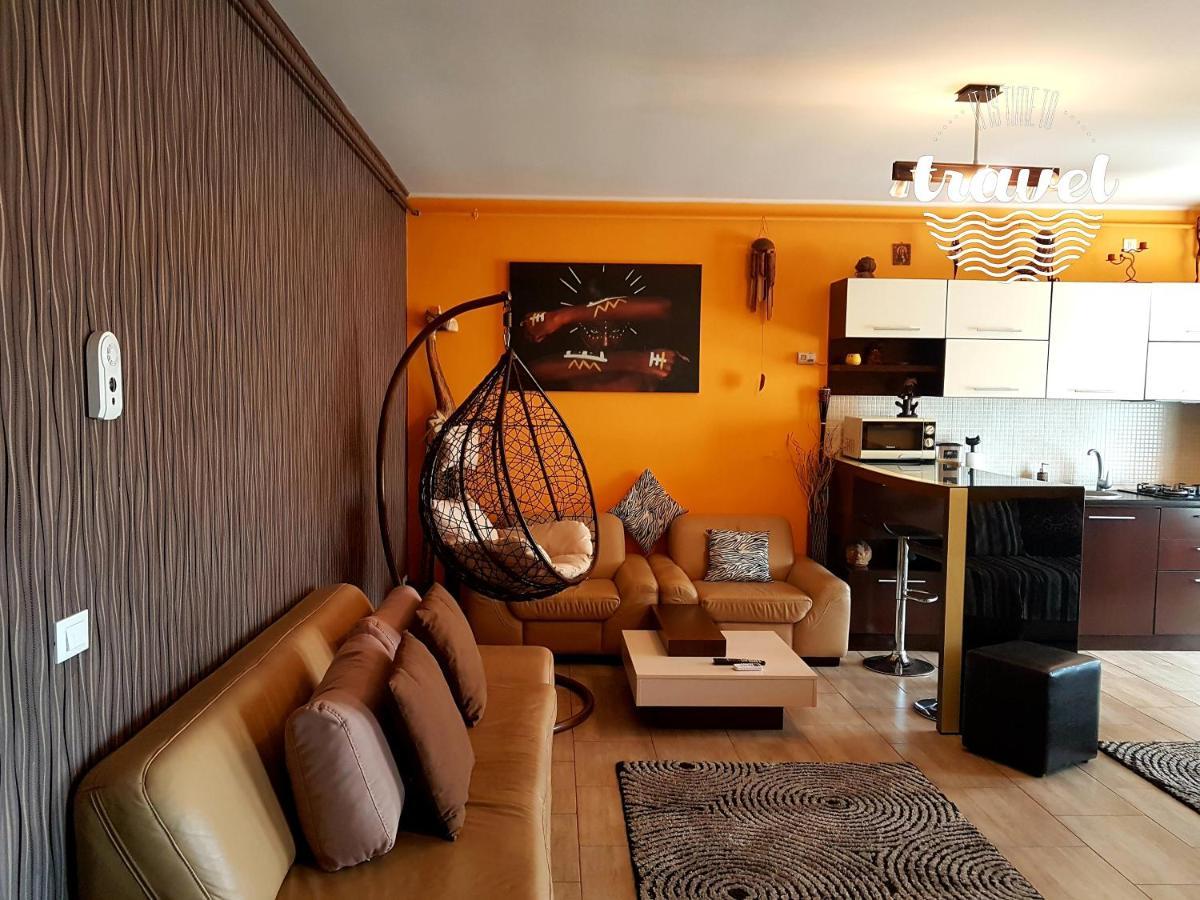Yvo Lioness & Mamaia Nord Apartamento Năvodari Exterior foto
