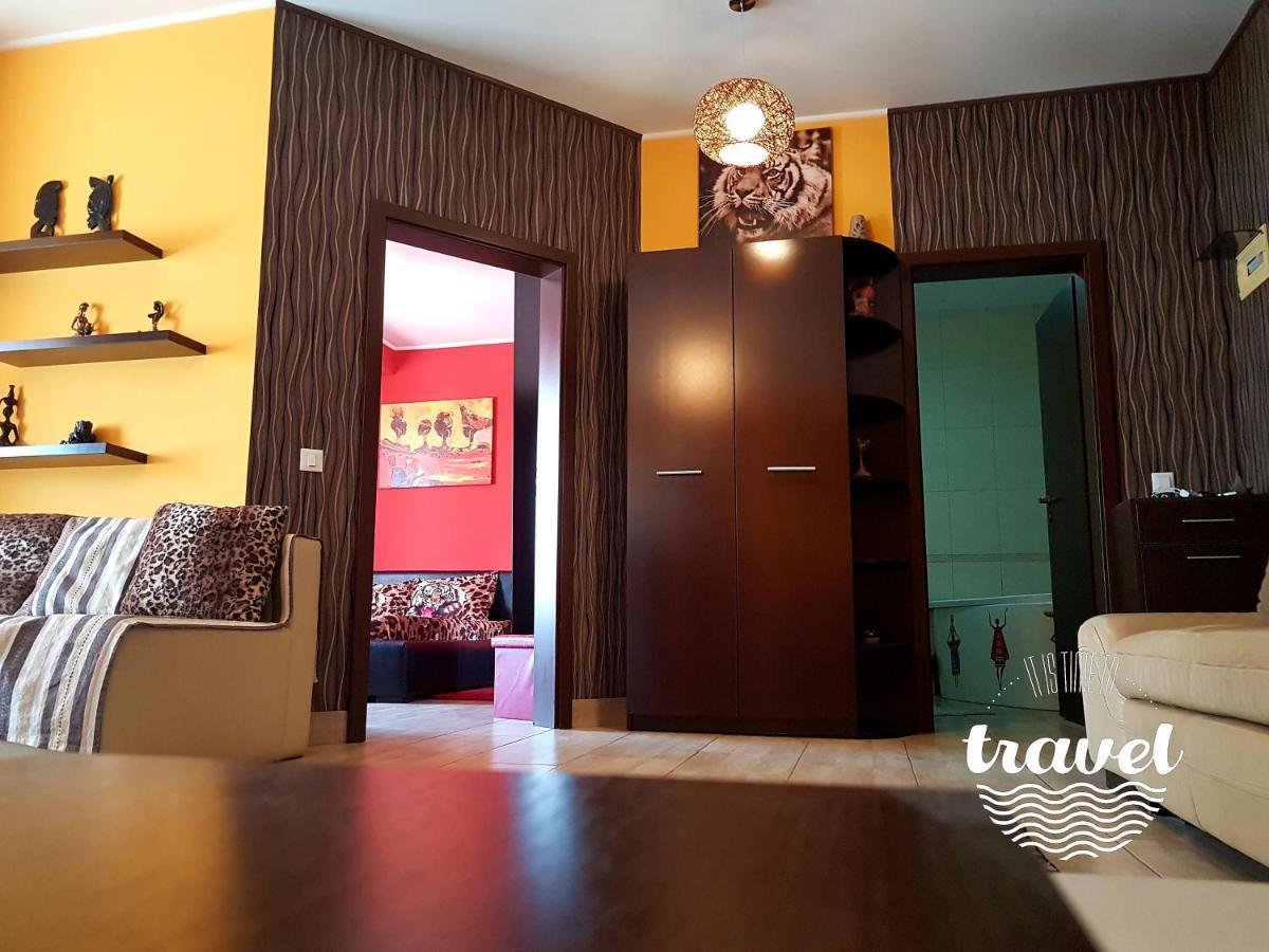Yvo Lioness & Mamaia Nord Apartamento Năvodari Exterior foto