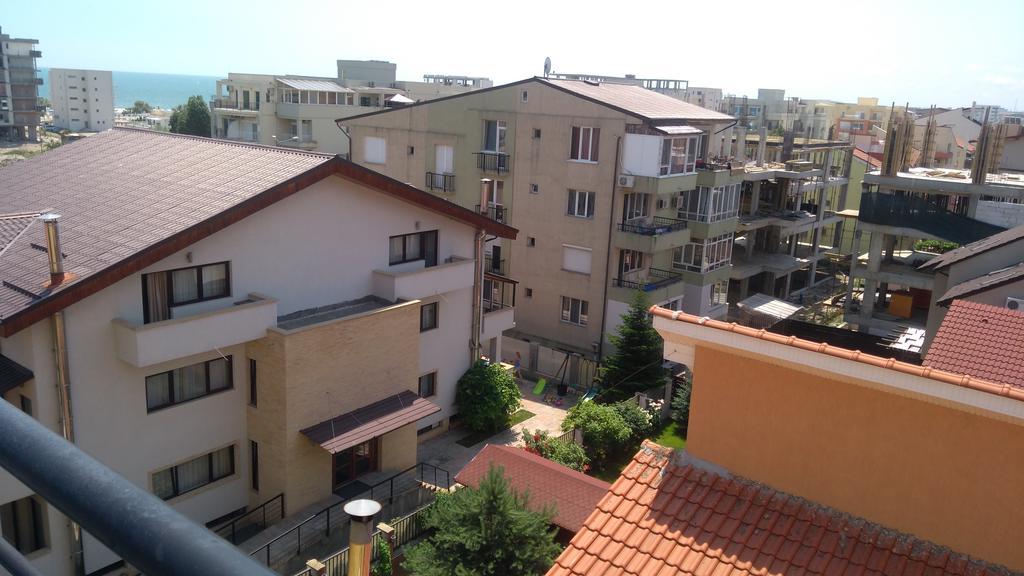 Yvo Lioness & Mamaia Nord Apartamento Năvodari Exterior foto