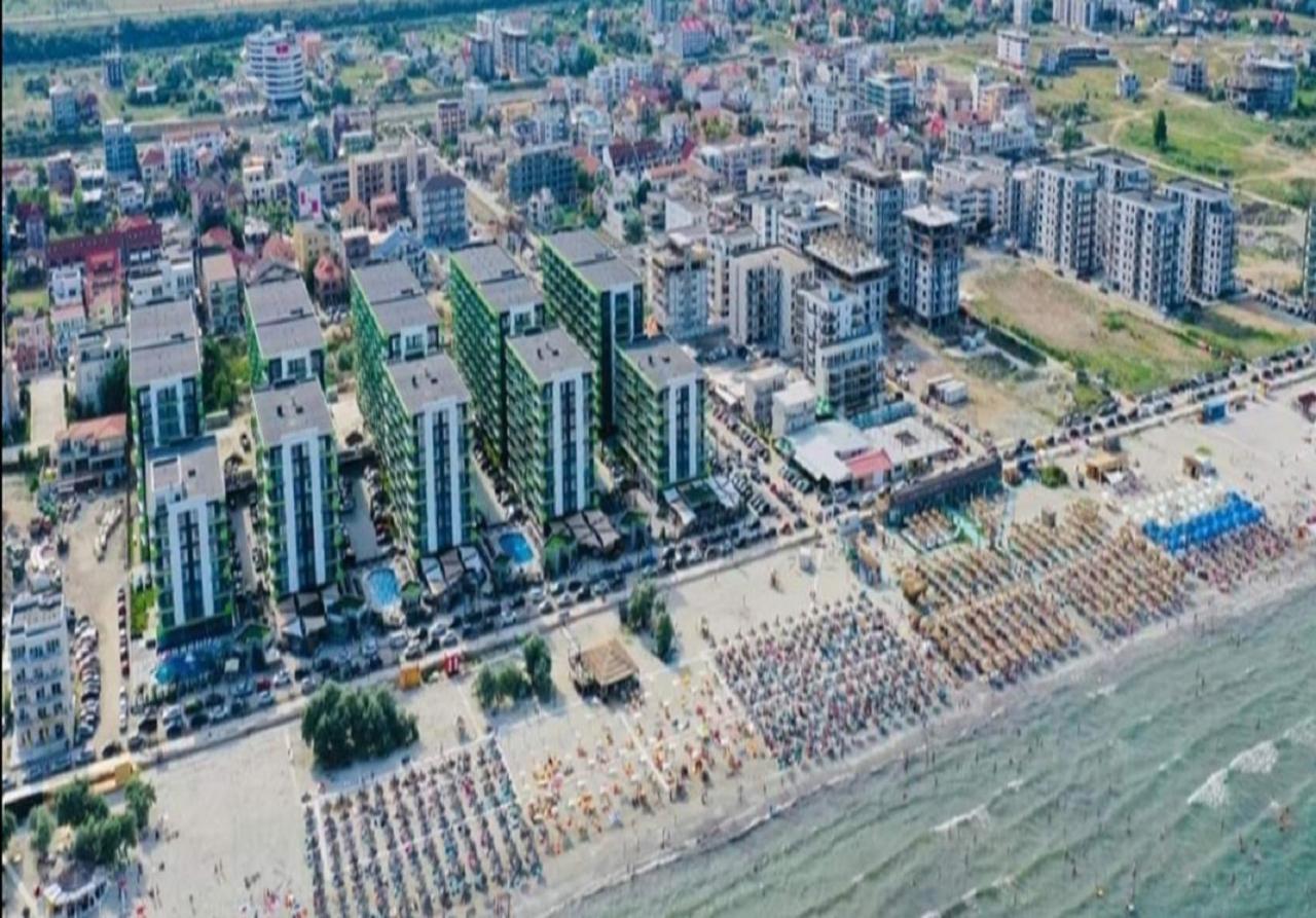 Yvo Lioness & Mamaia Nord Apartamento Năvodari Exterior foto